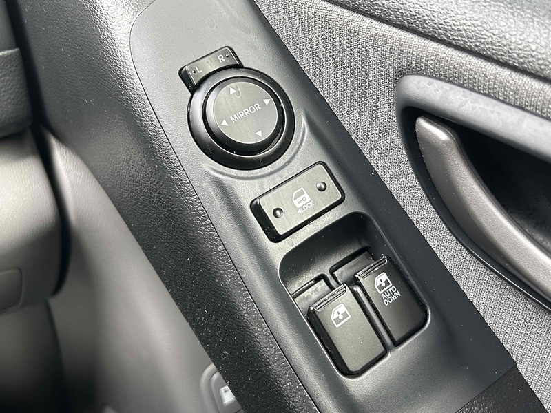 Hyundai 2.5 CRDi SE Nav MPV 5dr Diesel Manual Euro 6 (136 ps)