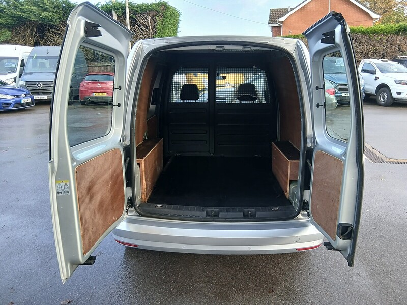 Volkswagen 2.0 TDI C20 BlueMotion Tech Highline Panel Van 5dr Diesel Manual SWB Euro 6 (s/s) (102 ps)