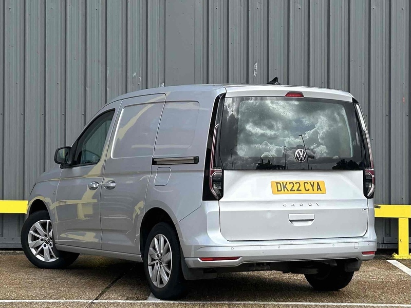 Volkswagen 2.0 TDI C20 Commerce Pro Panel Van 5dr Diesel Manual SWB Euro 6 (s/s) (102 ps)