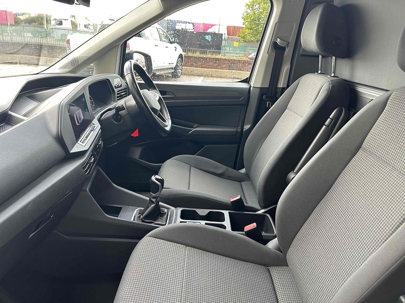 Volkswagen 2.0 TDI C20 Commerce Pro Panel Van 5dr Diesel Manual SWB Euro 6 (s/s) (102 ps)