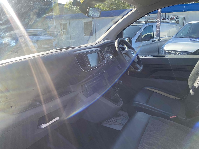 Vauxhall 1.5 Turbo D 2900 Dynamic Panel Van 6dr Diesel Manual L2 H1 Euro 6 (s/s) (100 ps)