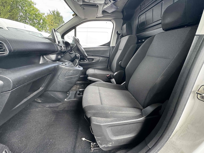 Vauxhall 1.6 Turbo D 2300 Sportive Panel Van 4dr Diesel Manual L1 H1 Euro 6 (s/s) (100 ps)