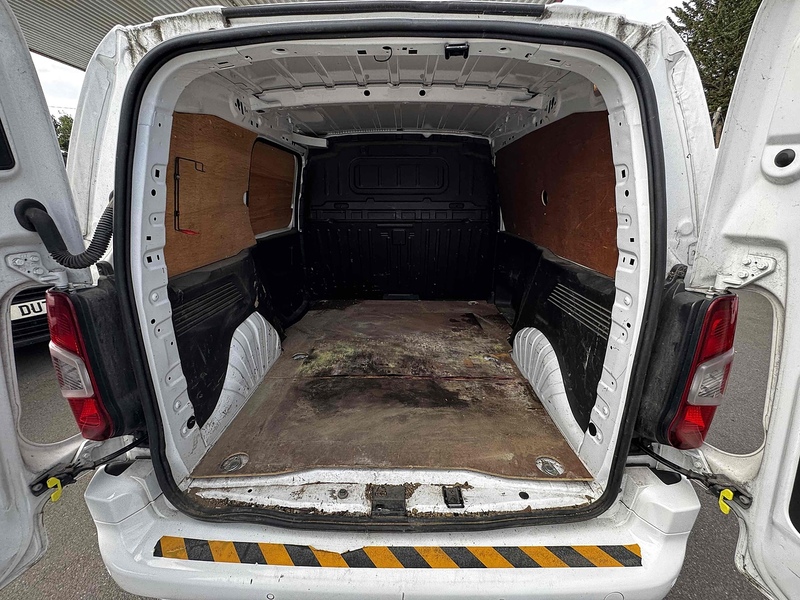 Vauxhall 1.6 Turbo D 2300 Sportive Panel Van 4dr Diesel Manual L1 H1 Euro 6 (s/s) (100 ps)