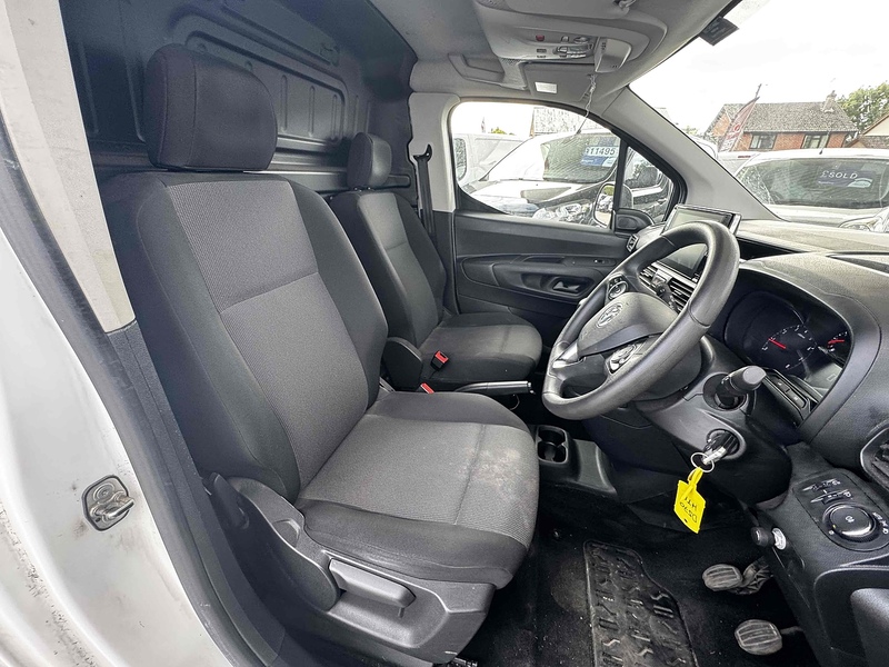 Vauxhall 1.6 Turbo D 2300 Sportive Panel Van 4dr Diesel Manual L1 H1 Euro 6 (s/s) (100 ps)