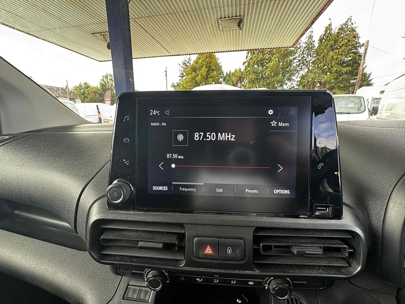 Vauxhall 1.6 Turbo D 2300 Sportive Panel Van 4dr Diesel Manual L1 H1 Euro 6 (s/s) (100 ps)