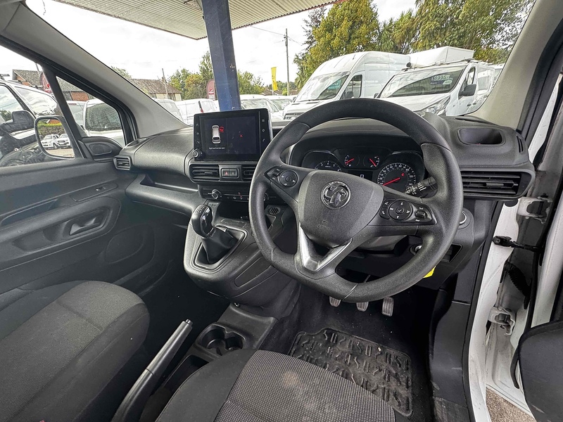 Vauxhall 1.6 Turbo D 2300 Sportive Panel Van 4dr Diesel Manual L1 H1 Euro 6 (s/s) (100 ps)