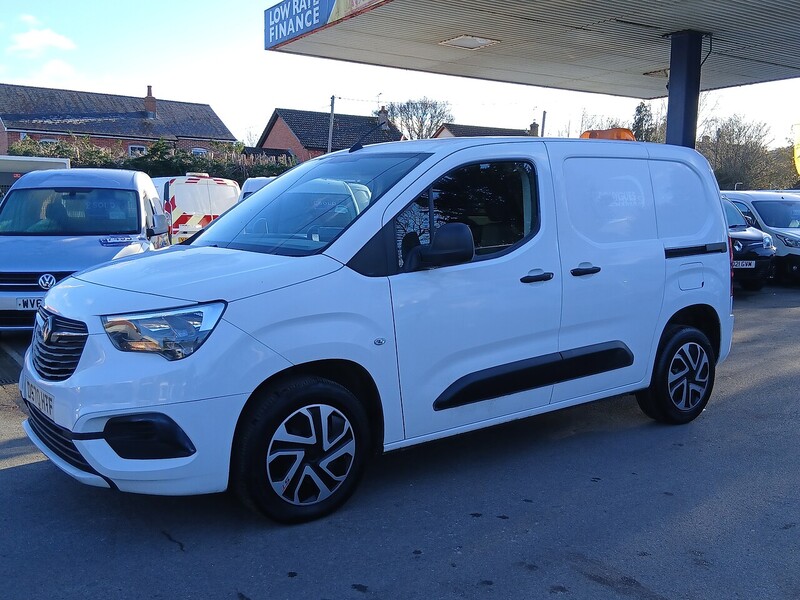 Vauxhall 1.6 Turbo D 2300 Sportive Panel Van 4dr Diesel Manual L1 H1 Euro 6 (s/s) (100 ps)