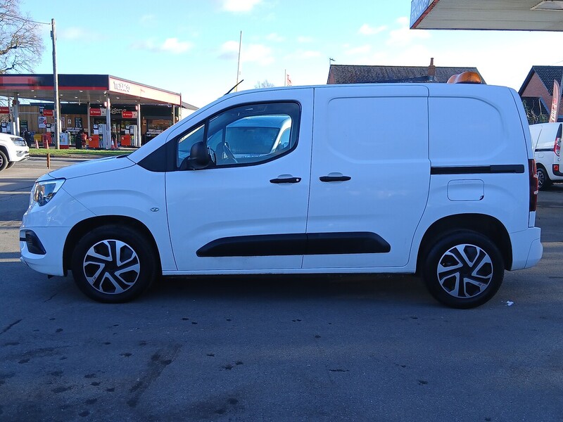 Vauxhall 1.6 Turbo D 2300 Sportive Panel Van 4dr Diesel Manual L1 H1 Euro 6 (s/s) (100 ps)