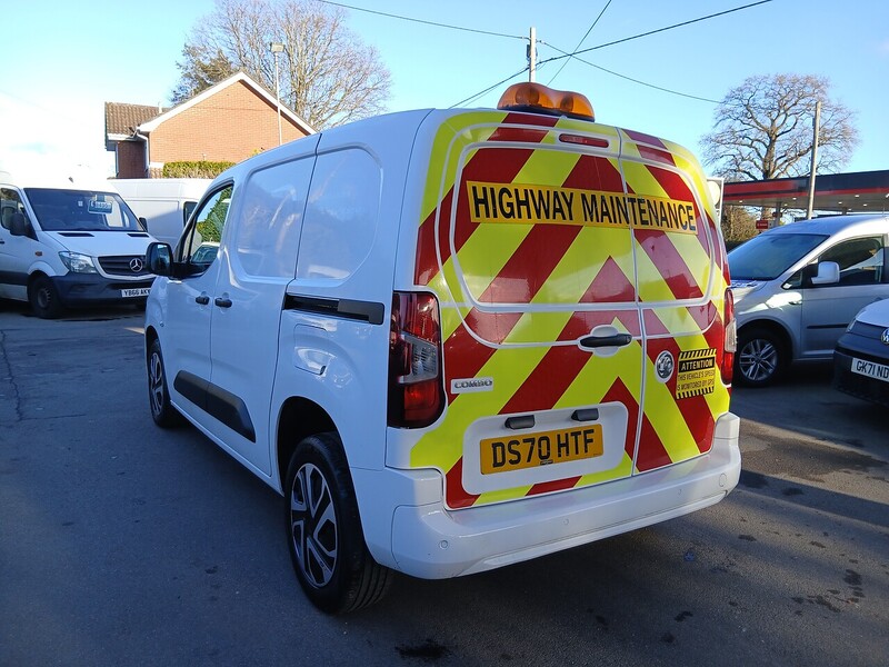 Vauxhall 1.6 Turbo D 2300 Sportive Panel Van 4dr Diesel Manual L1 H1 Euro 6 (s/s) (100 ps)