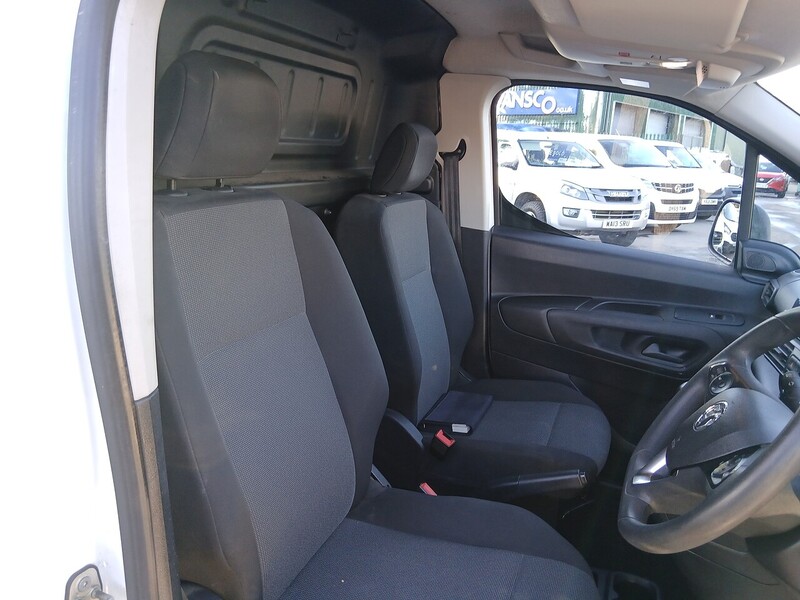 Vauxhall 1.6 Turbo D 2300 Sportive Panel Van 4dr Diesel Manual L1 H1 Euro 6 (s/s) (100 ps)