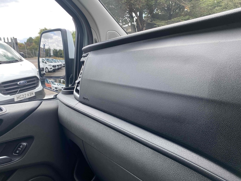 Ford 2.0 300 EcoBlue Limited Panel Van 5dr Diesel Manual L1 H1 Euro 6 (130 ps)