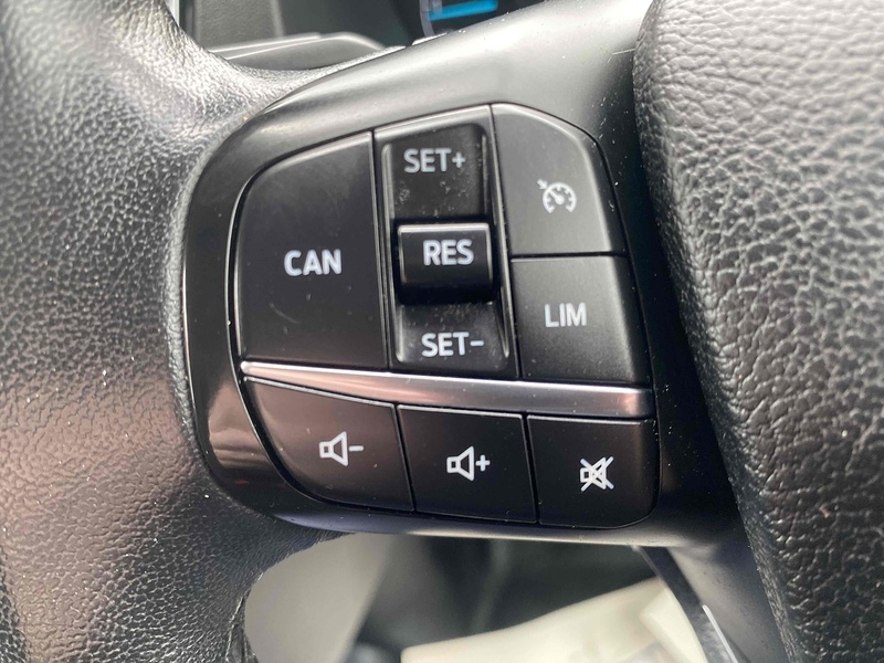 Ford 2.0 300 EcoBlue Limited Panel Van 5dr Diesel Manual L1 H1 Euro 6 (130 ps)