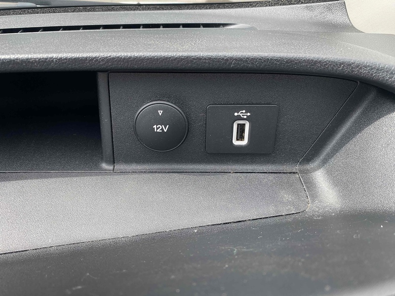 Ford 2.0 300 EcoBlue Limited Panel Van 5dr Diesel Manual L1 H1 Euro 6 (130 ps)