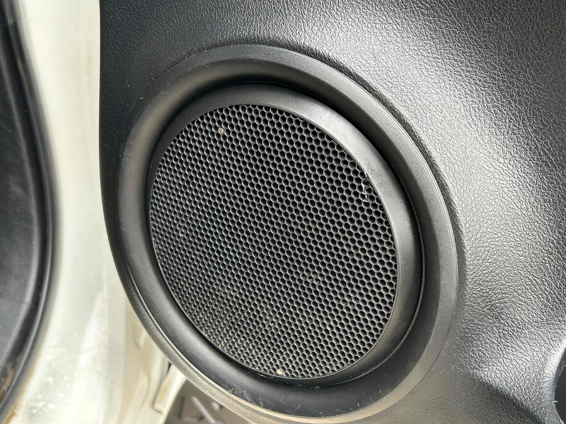 Toyota D-4D Active Pickup 2.4 Manual Diesel