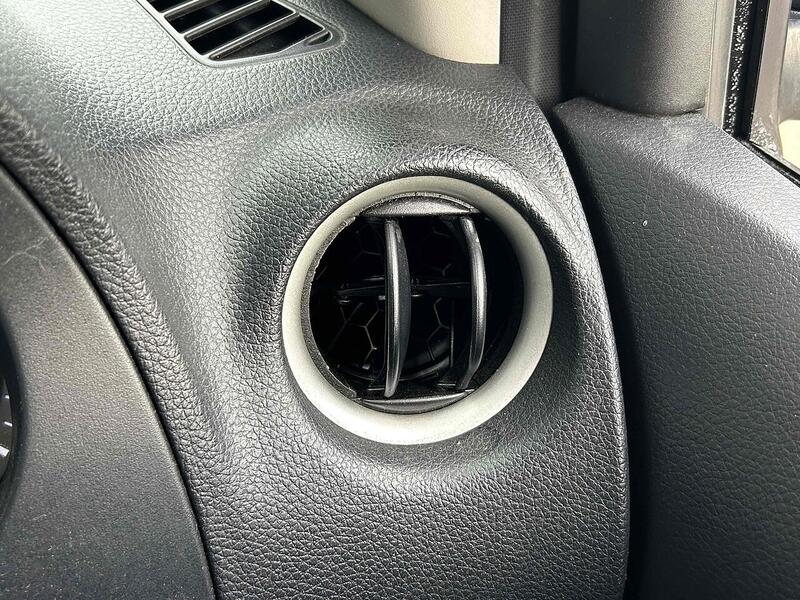 Nissan dCi Tekna Pickup 2.3 Manual Diesel