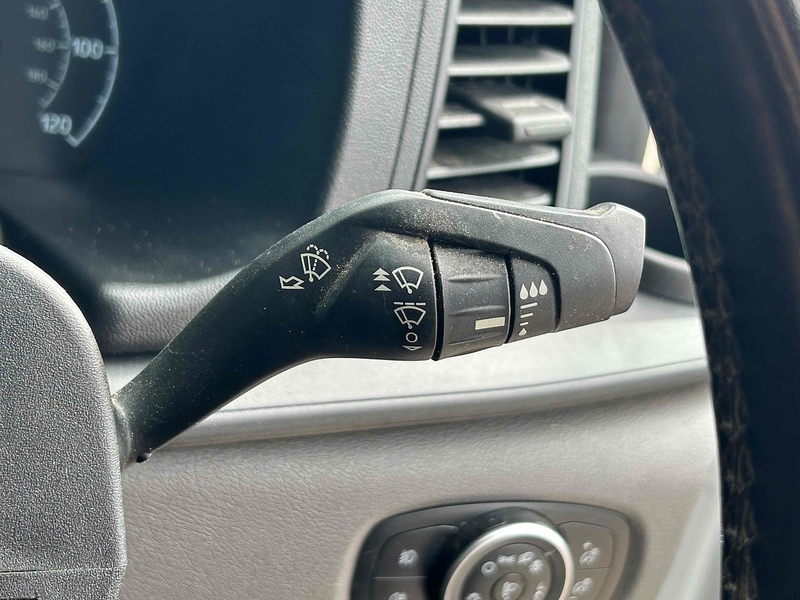 Ford 300 EcoBlue Trail Panel Van 2.0 Manual Diesel