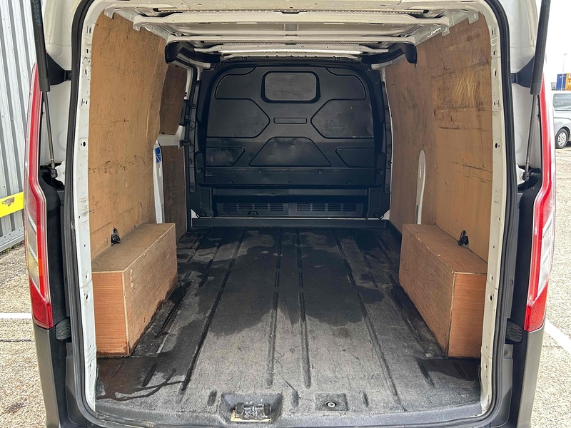 Ford 300 EcoBlue Trail Panel Van 2.0 Manual Diesel