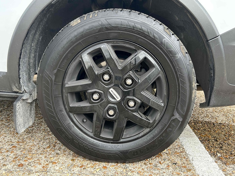 Ford 300 EcoBlue Trail Panel Van 2.0 Manual Diesel