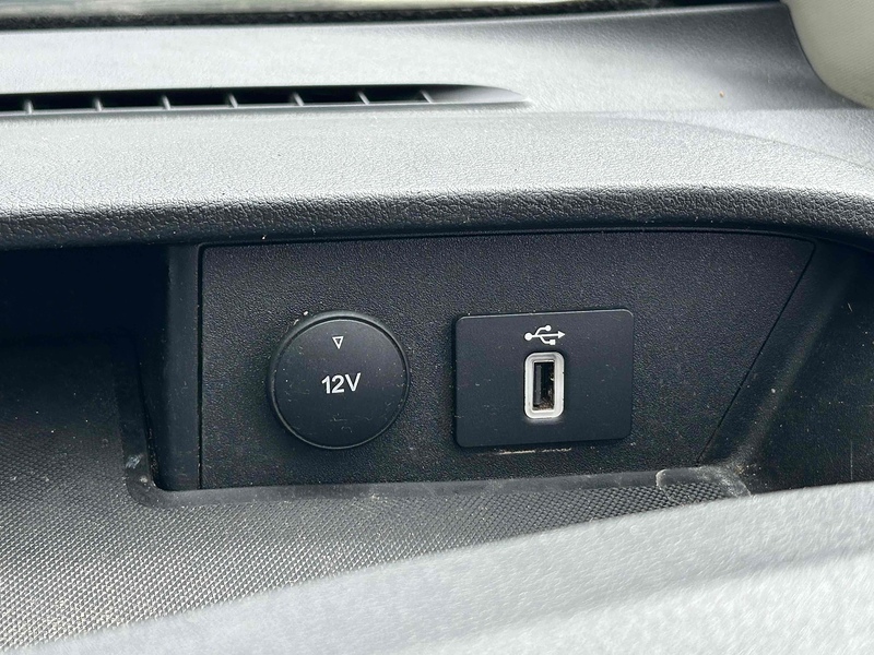 Ford 300 EcoBlue Trail Panel Van 2.0 Manual Diesel