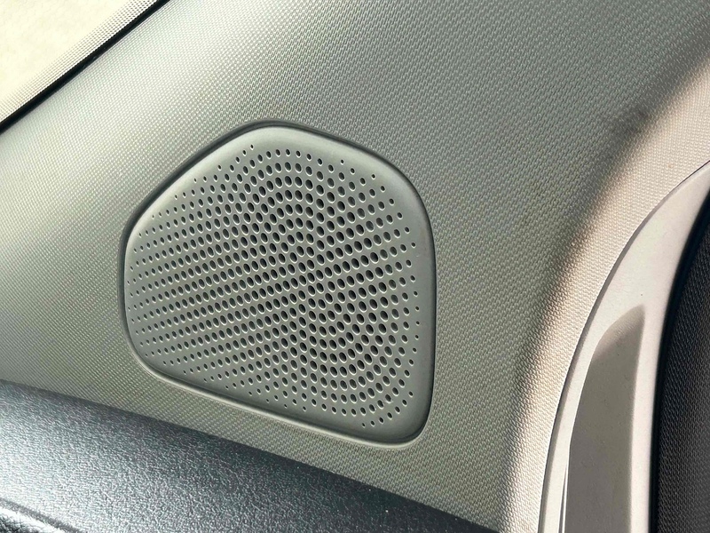 Ford 300 EcoBlue Trail Panel Van 2.0 Manual Diesel