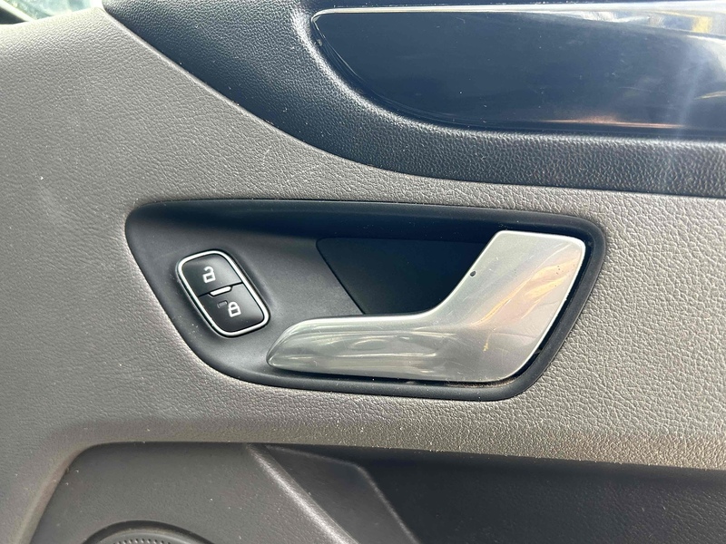 Ford 300 EcoBlue Trail Panel Van 2.0 Manual Diesel