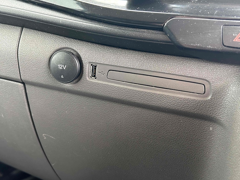 Ford 300 EcoBlue Trail Panel Van 2.0 Manual Diesel