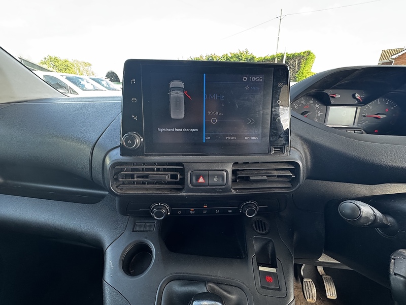 Peugeot 1.5 BlueHDi 1000 Professional Standard Panel Van 5dr Diesel Manual SWB Euro 6 (s/s) (100 bhp)