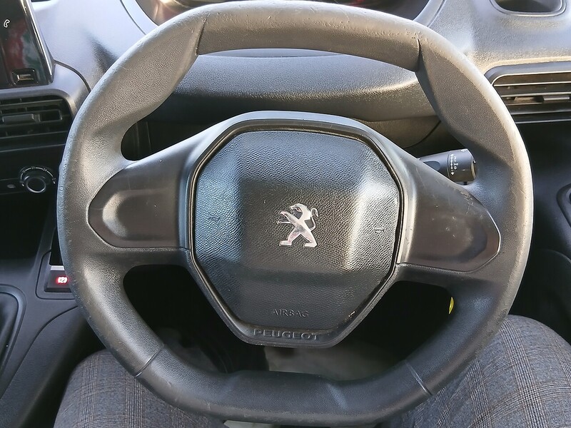 Peugeot 1.5 BlueHDi 1000 Professional Standard Panel Van 5dr Diesel Manual SWB Euro 6 (s/s) (100 bhp)