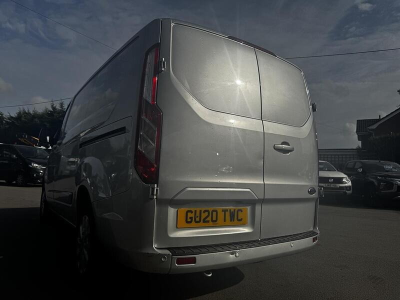 Ford 2.0 280 EcoBlue Limited Panel Van 5dr Diesel Manual L1 H1 Euro 6 (s/s) (130 ps)