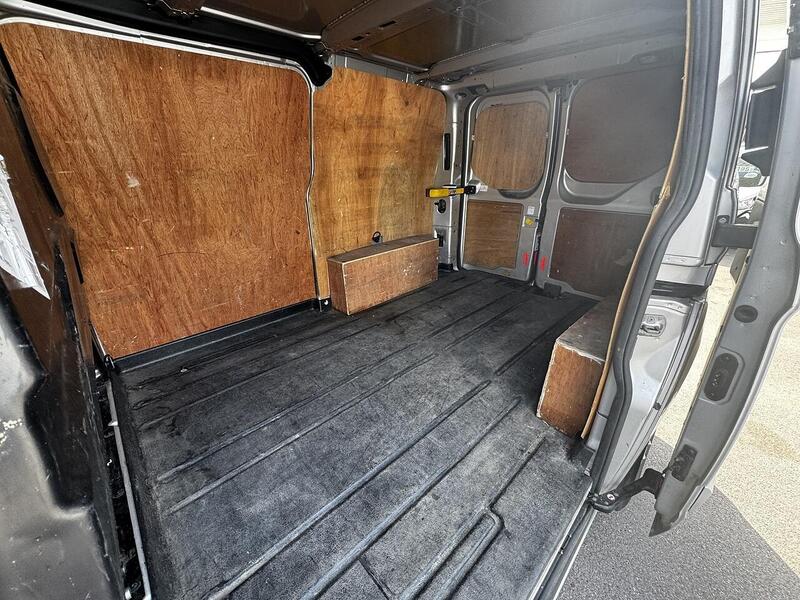 Ford 2.0 280 EcoBlue Limited Panel Van 5dr Diesel Manual L1 H1 Euro 6 (s/s) (130 ps)
