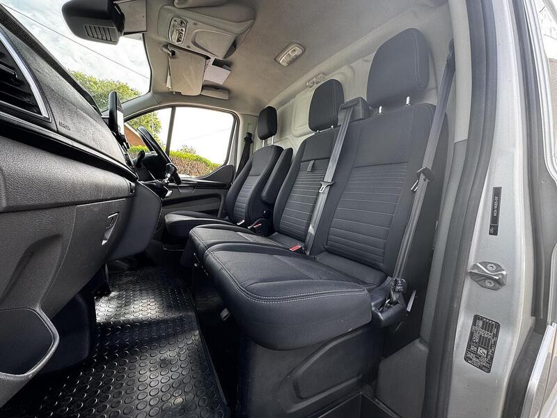 Ford 2.0 280 EcoBlue Limited Panel Van 5dr Diesel Manual L1 H1 Euro 6 (s/s) (130 ps)