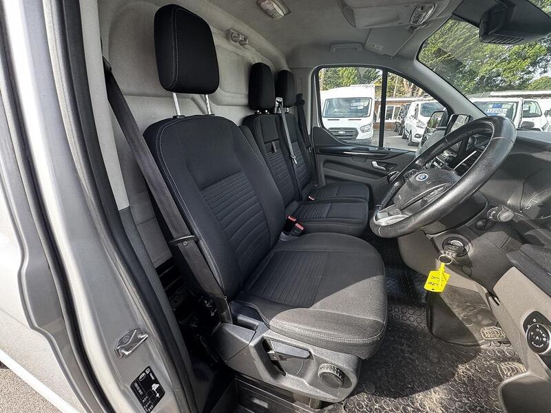 Ford 2.0 280 EcoBlue Limited Panel Van 5dr Diesel Manual L1 H1 Euro 6 (s/s) (130 ps)