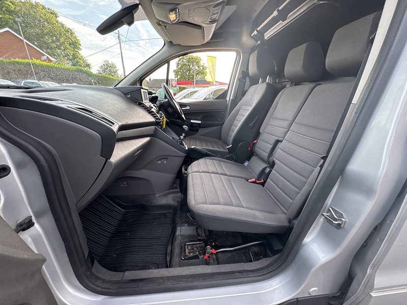 Ford 1.5 240 EcoBlue Limited Panel Van 5dr Diesel Manual L2 Euro 6 (s/s) (120 ps)