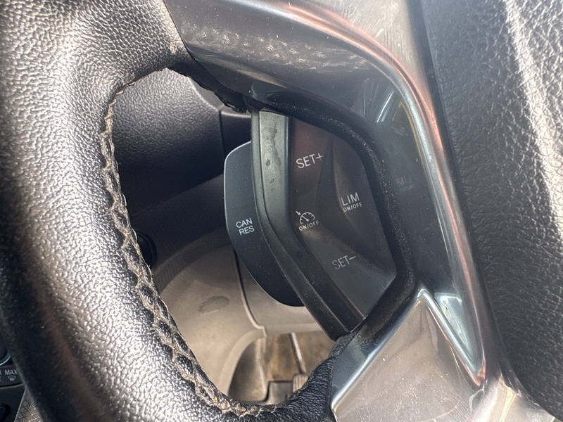 Ford 1.5 240 EcoBlue Limited Panel Van 5dr Diesel Manual L2 Euro 6 (s/s) (120 ps)