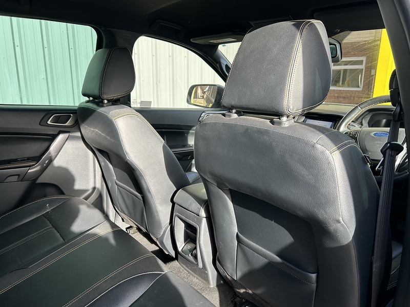 Ford 2.0 EcoBlue Wildtrak Pickup Double Cab 4dr Diesel Auto 4WD Euro 6 (s/s) (213 ps)