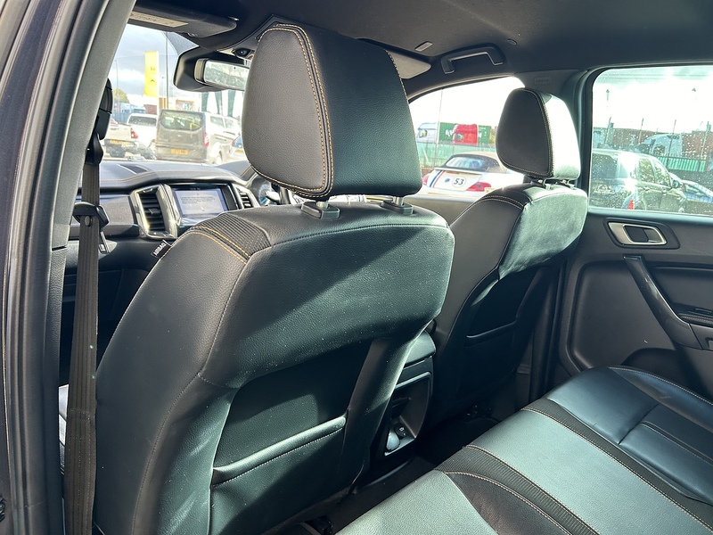 Ford 2.0 EcoBlue Wildtrak Pickup Double Cab 4dr Diesel Auto 4WD Euro 6 (s/s) (213 ps)