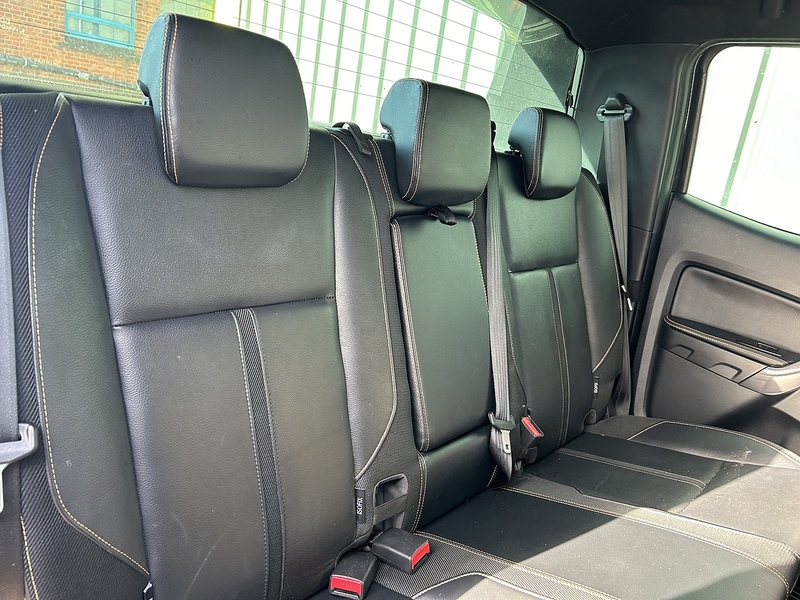 Ford 2.0 EcoBlue Wildtrak Pickup Double Cab 4dr Diesel Auto 4WD Euro 6 (s/s) (213 ps)