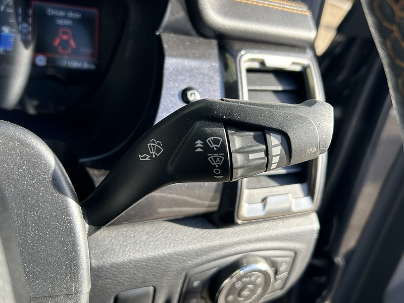 Ford 2.0 EcoBlue Wildtrak Pickup Double Cab 4dr Diesel Auto 4WD Euro 6 (s/s) (213 ps)