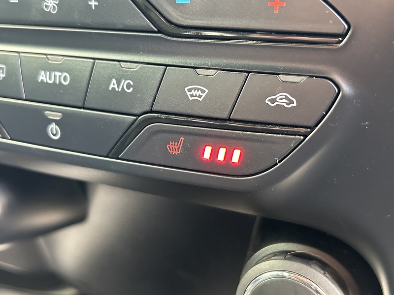 Ford 2.0 EcoBlue Wildtrak Pickup Double Cab 4dr Diesel Auto 4WD Euro 6 (s/s) (213 ps)