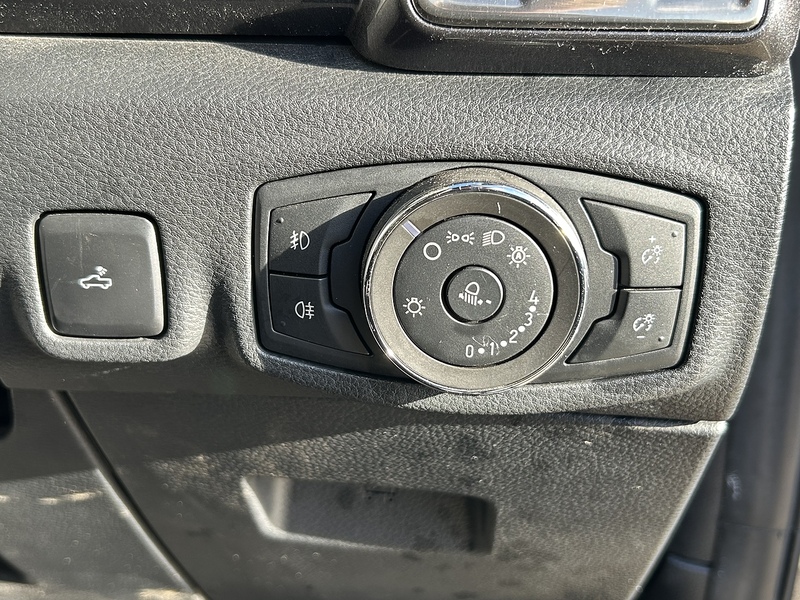 Ford 2.0 EcoBlue Wildtrak Pickup Double Cab 4dr Diesel Auto 4WD Euro 6 (s/s) (213 ps)