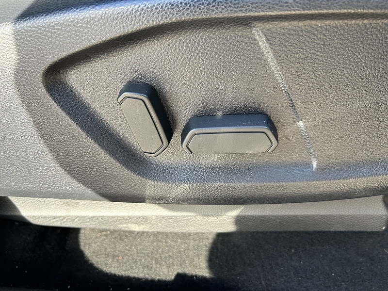 Ford 2.0 EcoBlue Wildtrak Pickup Double Cab 4dr Diesel Auto 4WD Euro 6 (s/s) (213 ps)