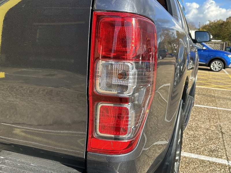 Ford 2.0 EcoBlue Wildtrak Pickup Double Cab 4dr Diesel Auto 4WD Euro 6 (s/s) (213 ps)