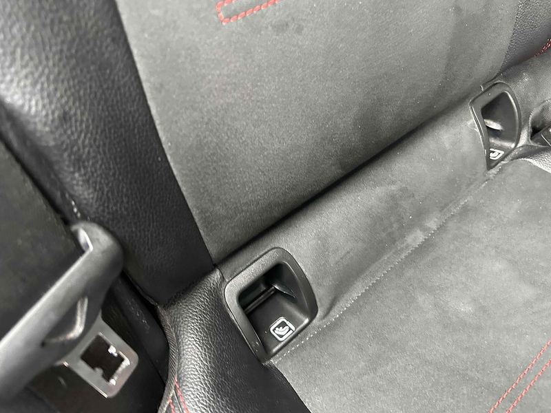 Mercedes-Benz 2.0 B200d AMG Line MPV 5dr Diesel 8G-DCT Euro 6 (s/s) (150 ps)