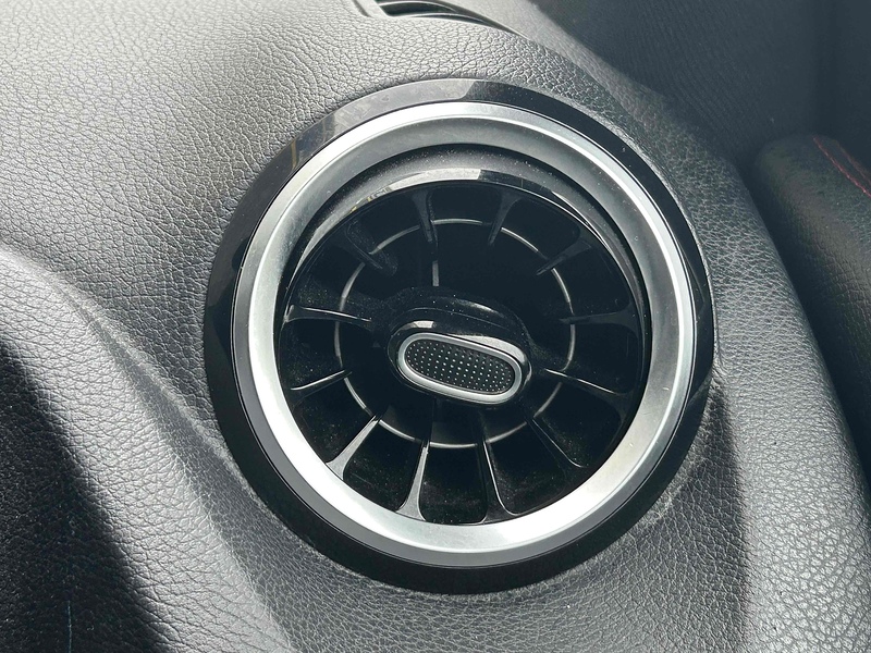 Mercedes-Benz 2.0 B200d AMG Line MPV 5dr Diesel 8G-DCT Euro 6 (s/s) (150 ps)