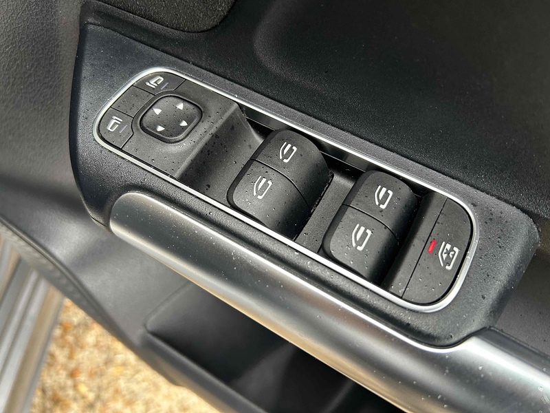 Mercedes-Benz 2.0 B200d AMG Line MPV 5dr Diesel 8G-DCT Euro 6 (s/s) (150 ps)