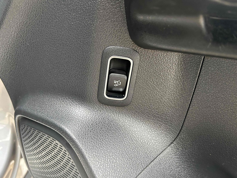 Mercedes-Benz 2.0 B200d AMG Line MPV 5dr Diesel 8G-DCT Euro 6 (s/s) (150 ps)