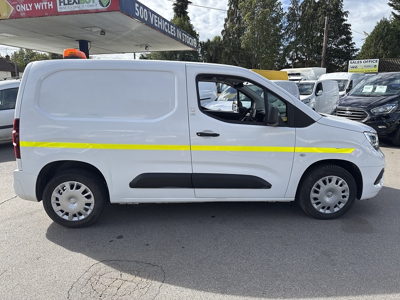 Vauxhall 1.5 Turbo D 2000 Sportive Panel Van 4dr Diesel Manual L1 H1 Euro 6 (s/s) (100 ps)