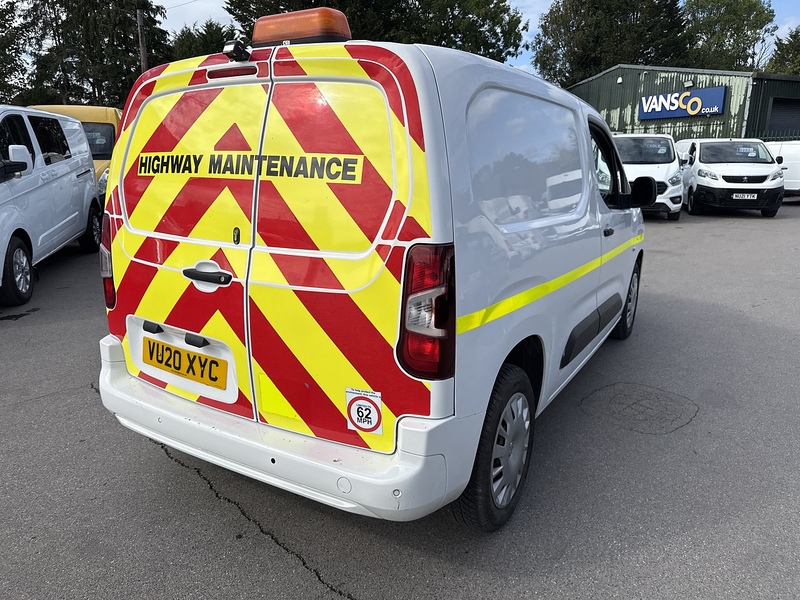 Vauxhall 1.5 Turbo D 2000 Sportive Panel Van 4dr Diesel Manual L1 H1 Euro 6 (s/s) (100 ps)