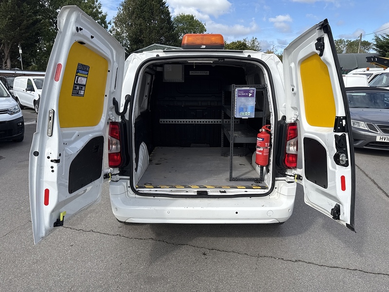 Vauxhall 1.5 Turbo D 2000 Sportive Panel Van 4dr Diesel Manual L1 H1 Euro 6 (s/s) (100 ps)