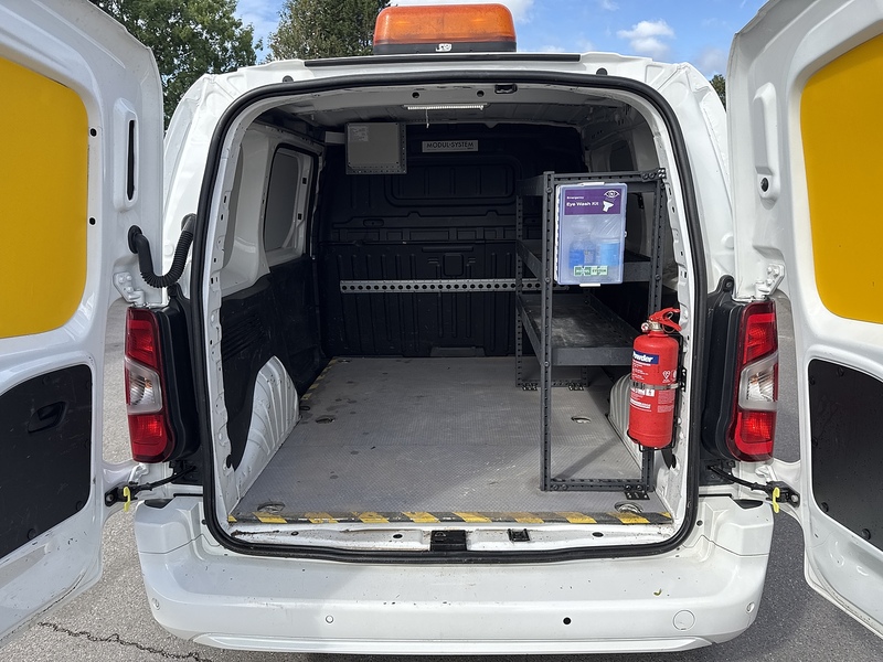 Vauxhall 1.5 Turbo D 2000 Sportive Panel Van 4dr Diesel Manual L1 H1 Euro 6 (s/s) (100 ps)